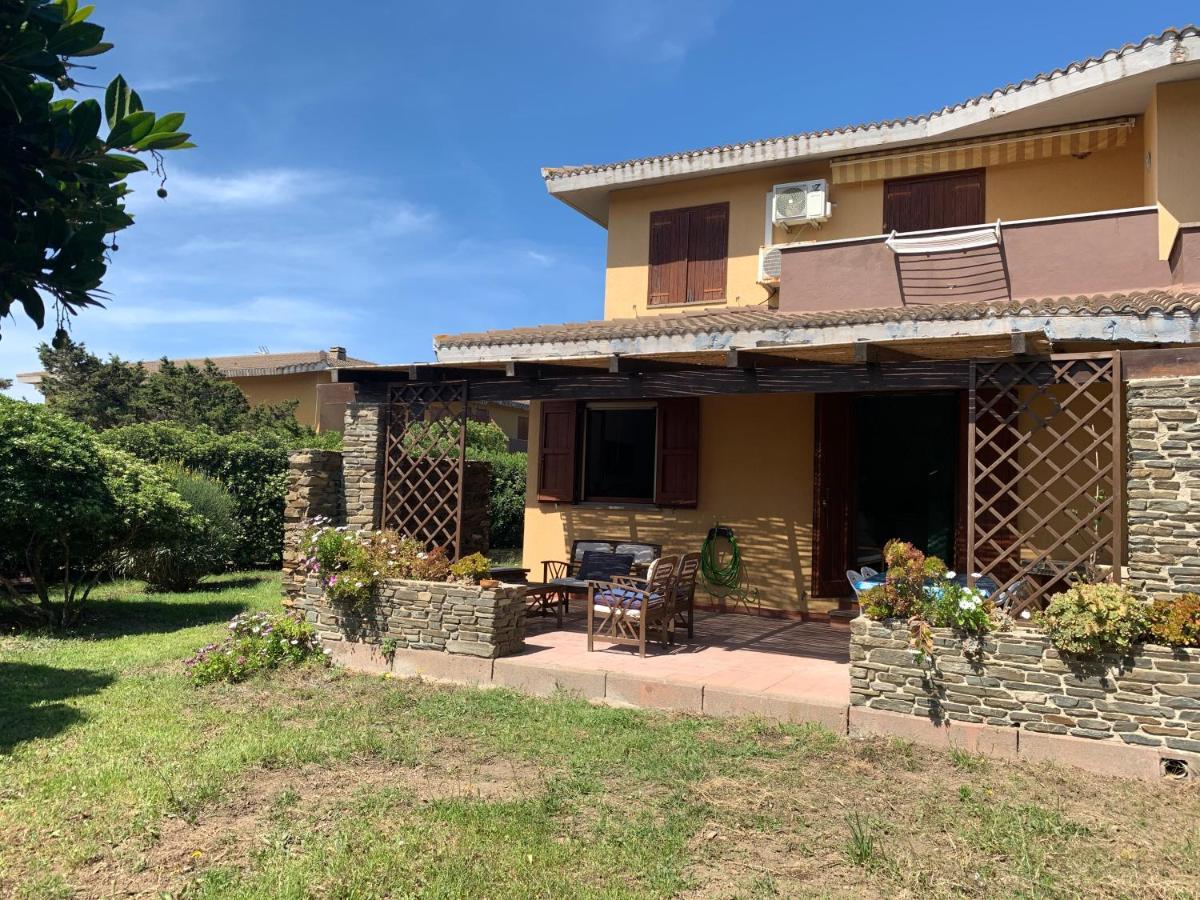 L' Elicriso, A Pochi Passi Dal Mare Con Giardino Privato - The Elicriso, A Few Meters From The Sea, With Private Garden Apartment Stintino Ngoại thất bức ảnh