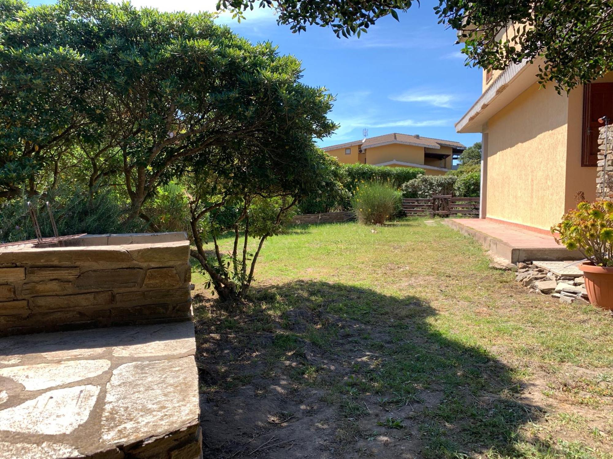 L' Elicriso, A Pochi Passi Dal Mare Con Giardino Privato - The Elicriso, A Few Meters From The Sea, With Private Garden Apartment Stintino Ngoại thất bức ảnh